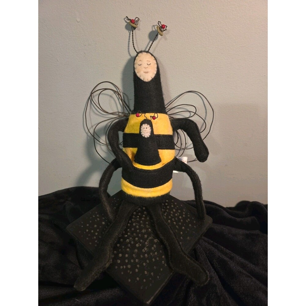 Vintage Tender Heart Treasures Bee With Baby Bee Primative Felt And Wire Doll